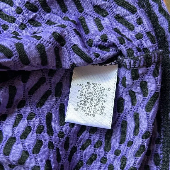 Liz Claiborne Women’s Tank Top XL NWOT 🥰Very Unique 😍 Textured Beautiful 🤩 - Picture 5 of 10